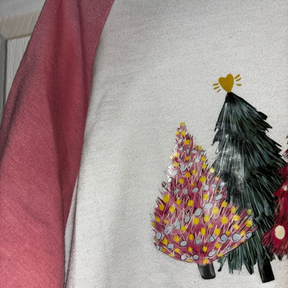 Christmas Tree Graphic Long Sleeve Tee - Picture 4 of 4